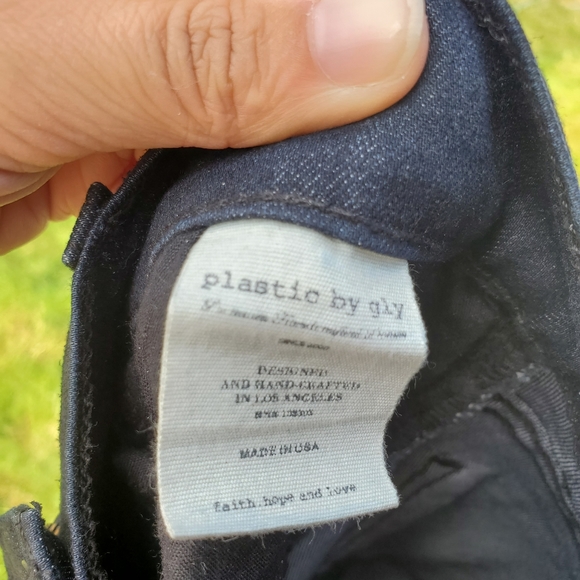 Plastic Jeans by GLY - Picture 4 of 5